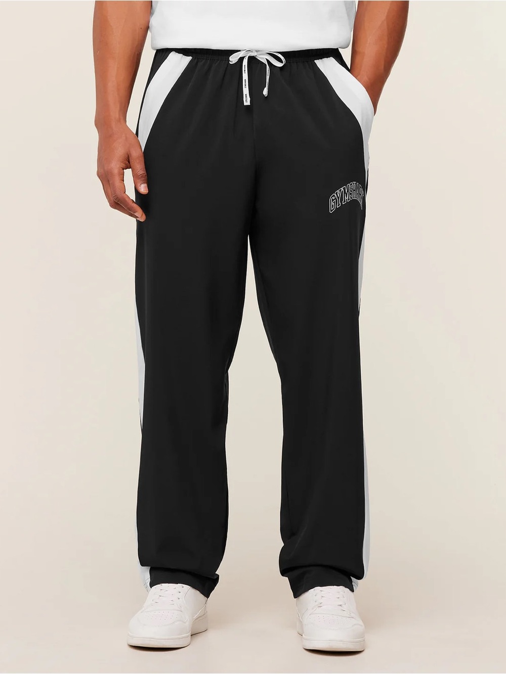 Gymshark COLLEGIATE TECH PANTS XS regular fit black NWT